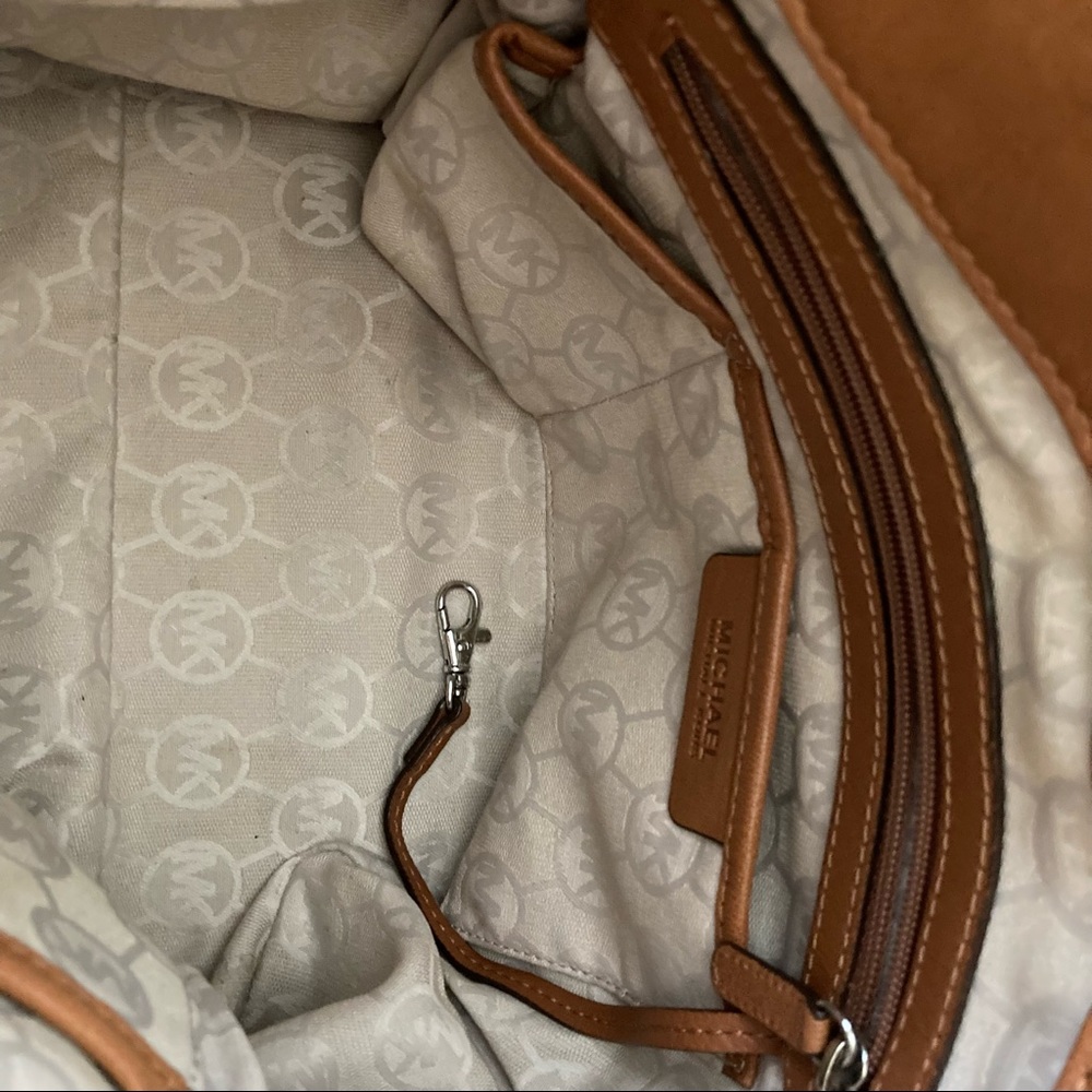 Michael Kors Hamilton Leather Handbag | Sholder Bag Silver Hardware - Picture 11 of 16